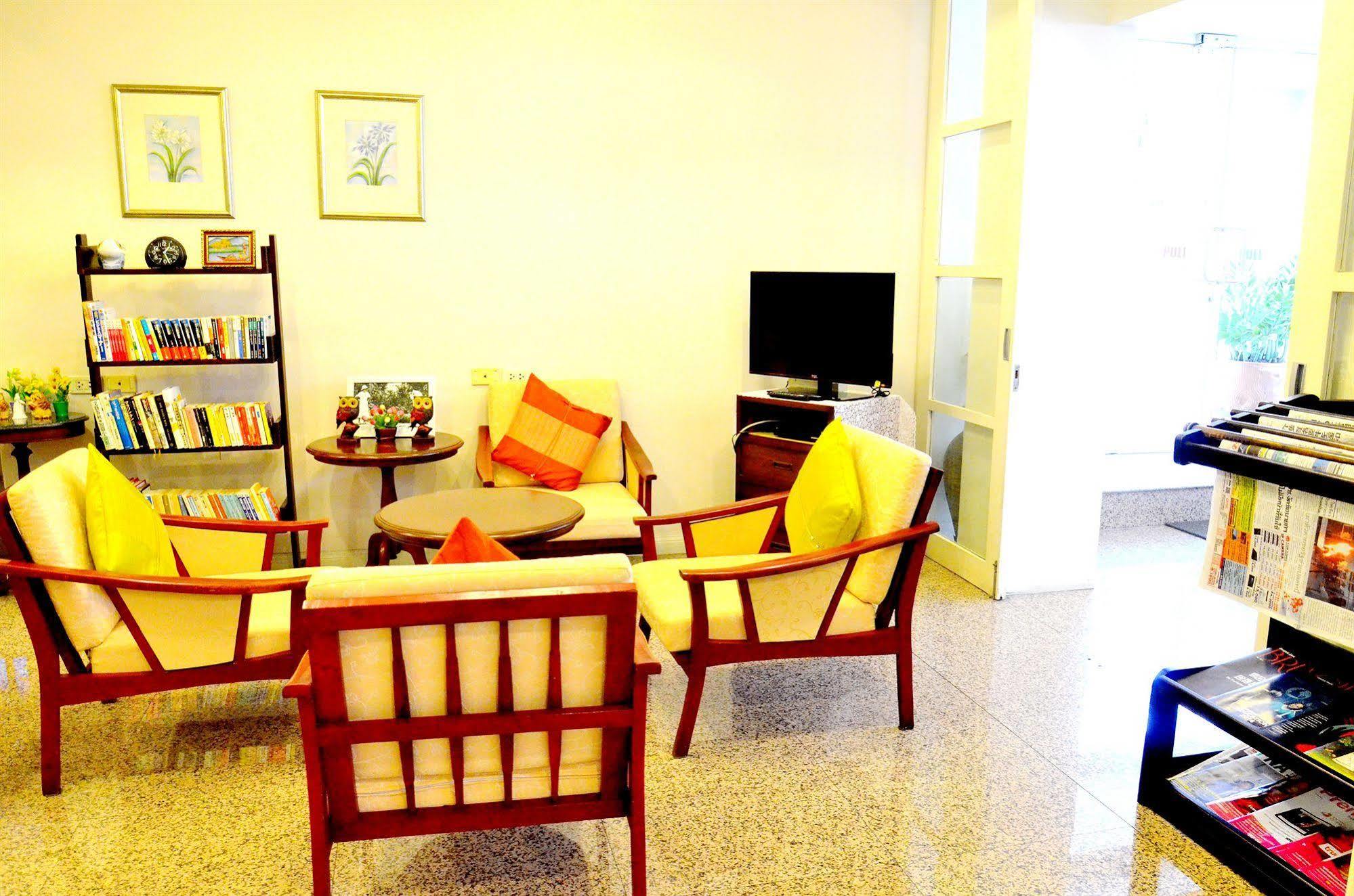 The Sunrise Apartment *